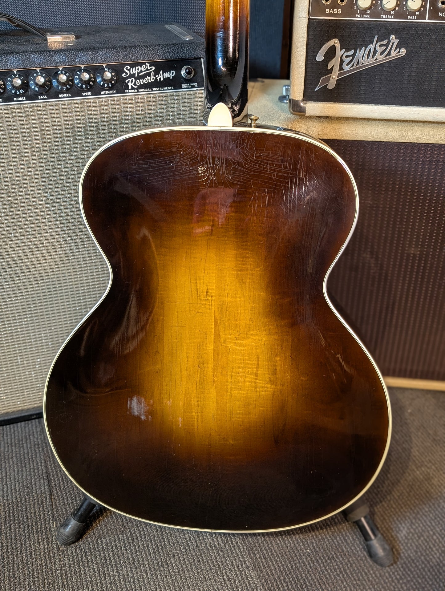 Epiphone Broadway Acoustic/Electric Archtop Guitar w/Case - Sunburst (1946)