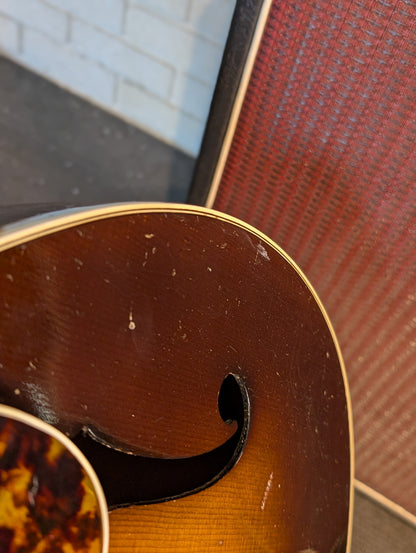 Epiphone Broadway Acoustic/Electric Archtop Guitar w/Case - Sunburst (1946)