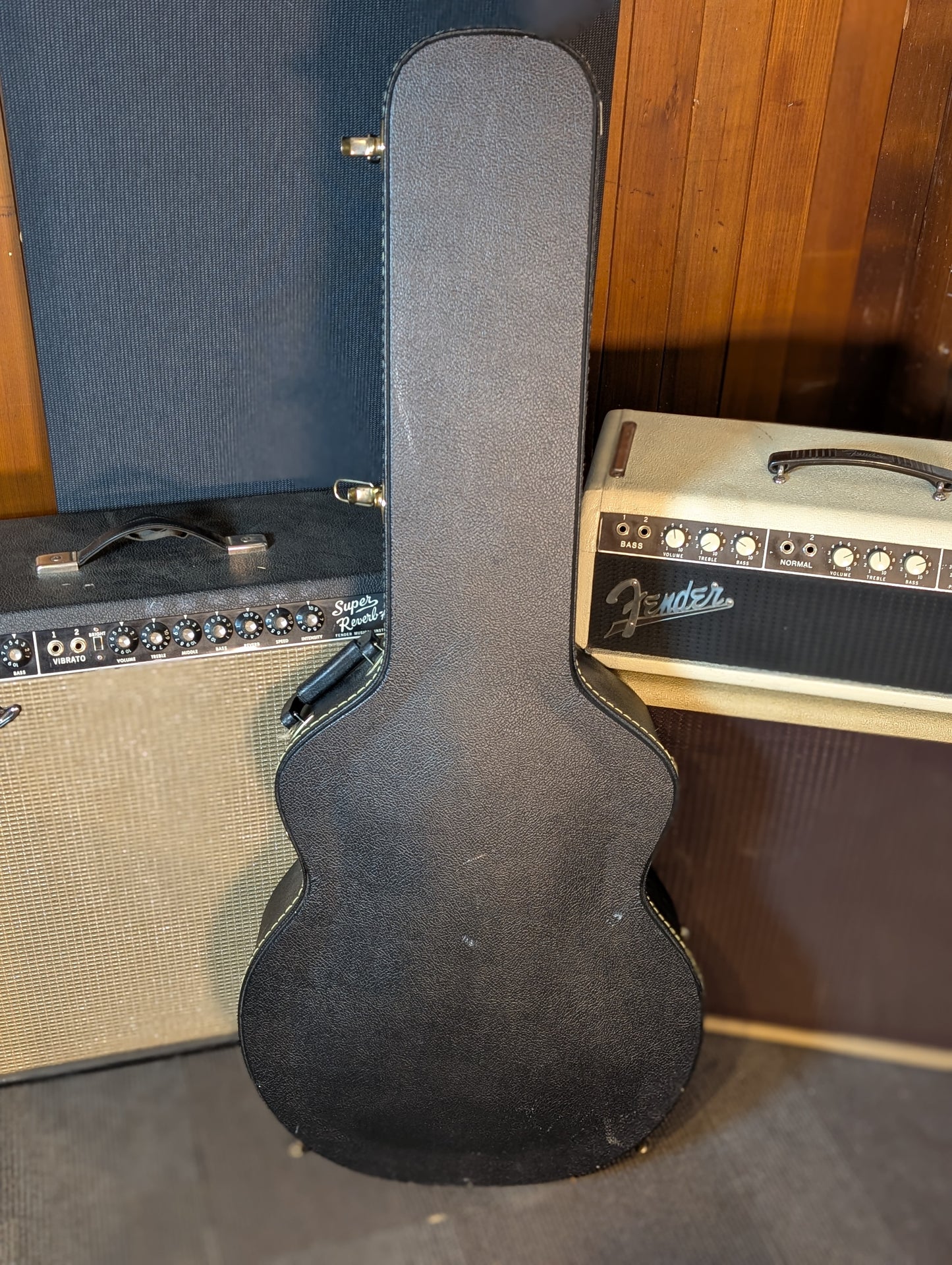 Epiphone Broadway Acoustic/Electric Archtop Guitar w/Case - Sunburst (1946)