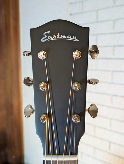Eastman E1OOSS Deluxe Slope Shoulder Acoustic/Electric Guitar w/Gig Bag - Sunburst (Serial #M2500820)