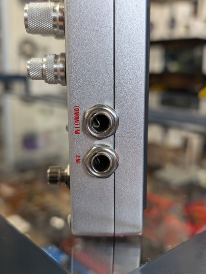 Digitech Dirty Robot Stereo Synth Pedal (Used)