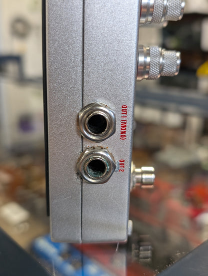 Digitech Dirty Robot Stereo Synth Pedal (Used)