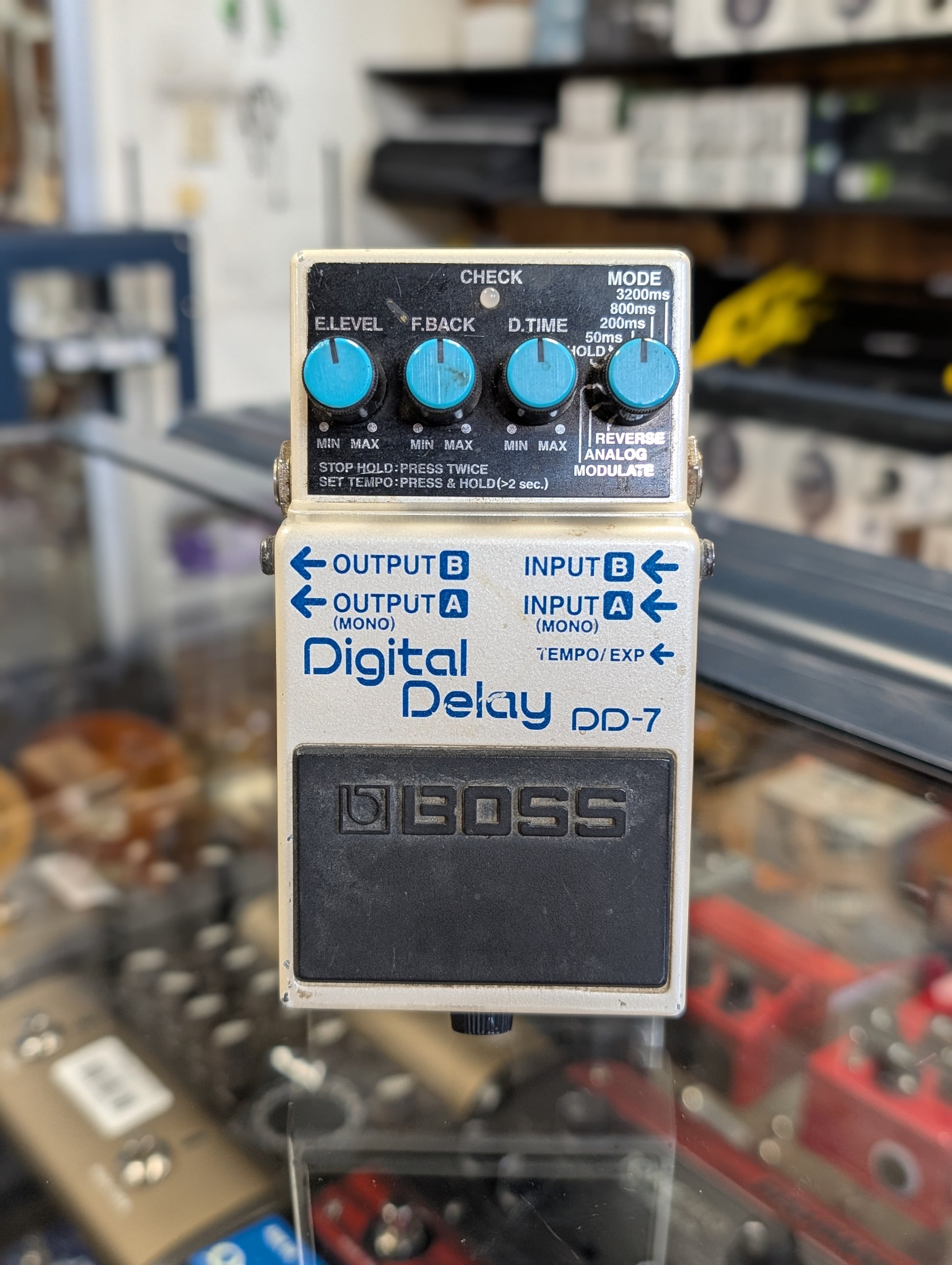 Boss DD-7 Digital Delay Pedal (Used) – Acoustic Music Shop