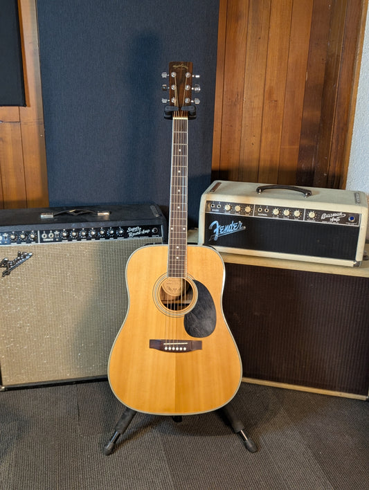 Hondo Tradition Series H-28 Dreadnought Acoustic Guitar - Natural (1980's)