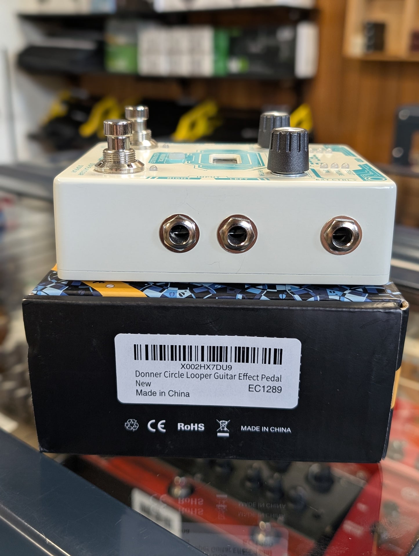 Donner Circle Looper & Drum Machine Pedal w/Box (Used)