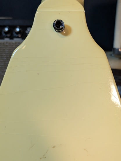 Gibson Flying V '67 Electric Guitar w/Case - Alpine White (1997)
