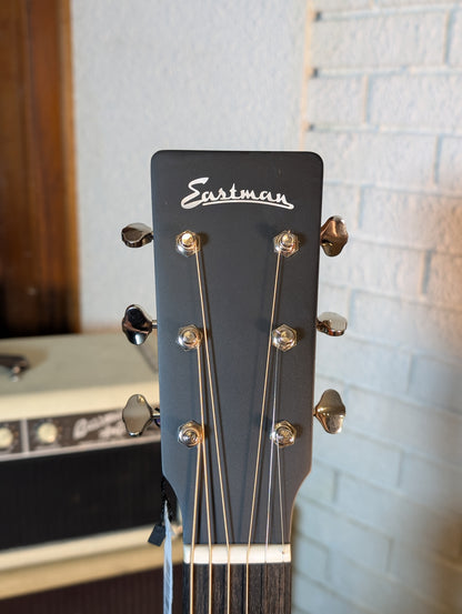 Eastman E1D Dreadnought Acoustic Guitar w/Gig Bag - Classic Finish (Serial #M2436661)