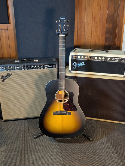 Eastman E1SS Slope Shoulder Dreadnought Acoustic Guitar w/Gig Bag - Sunburst (B-Stock Serial #M2314287)