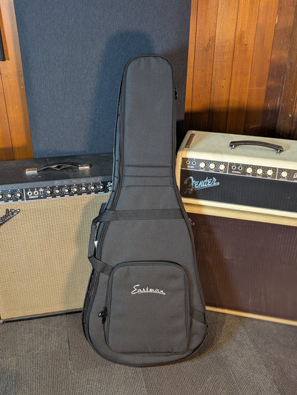 Eastman AC122-2CE Grand Auditorium Acoustic/Electrc Guitar w/Gig Bag - Black (B-Stock Serial #M2239584)