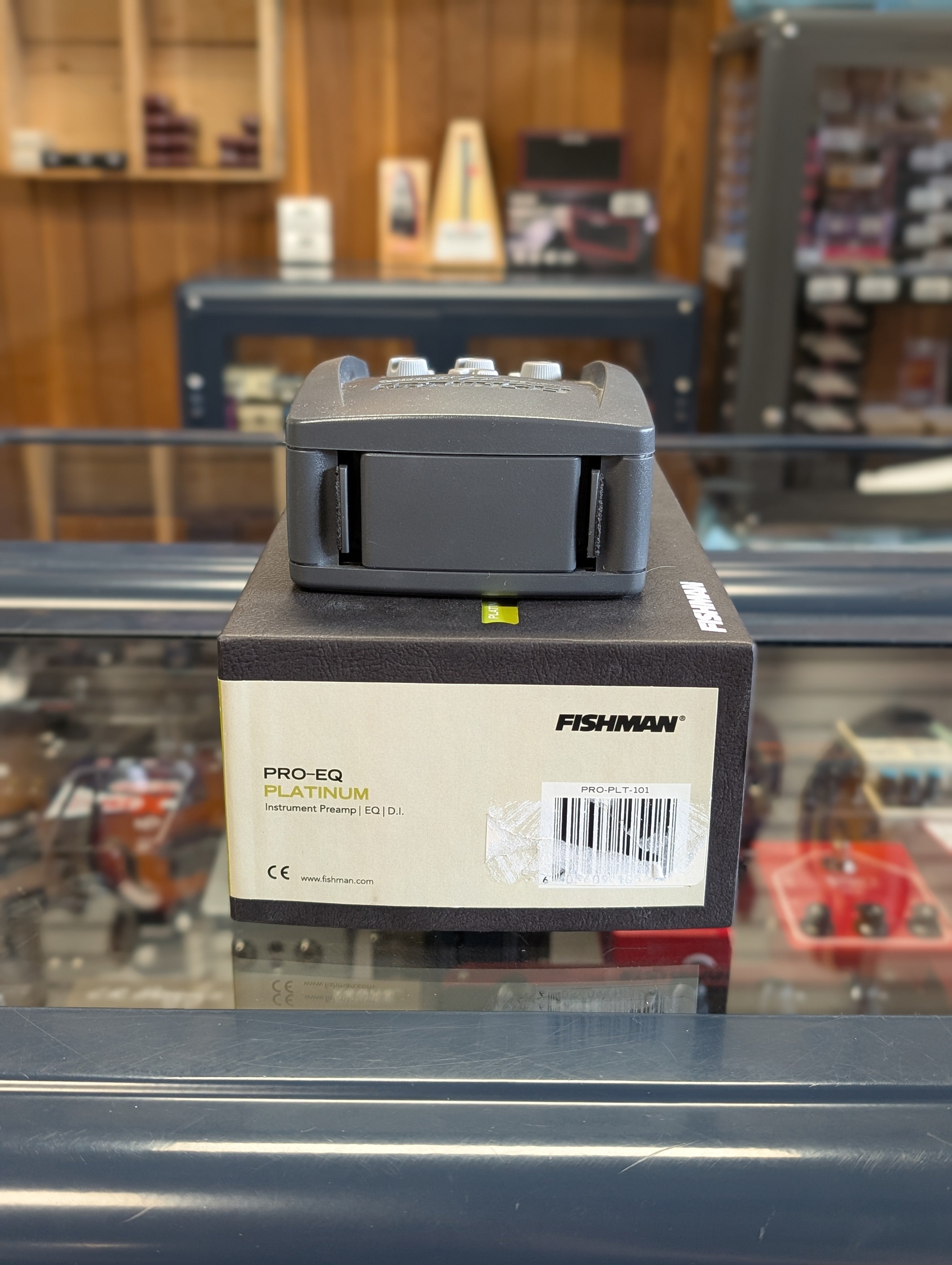 Fishman Platinum EQ/DI Analog Preamp w/Box (Used) – Acoustic