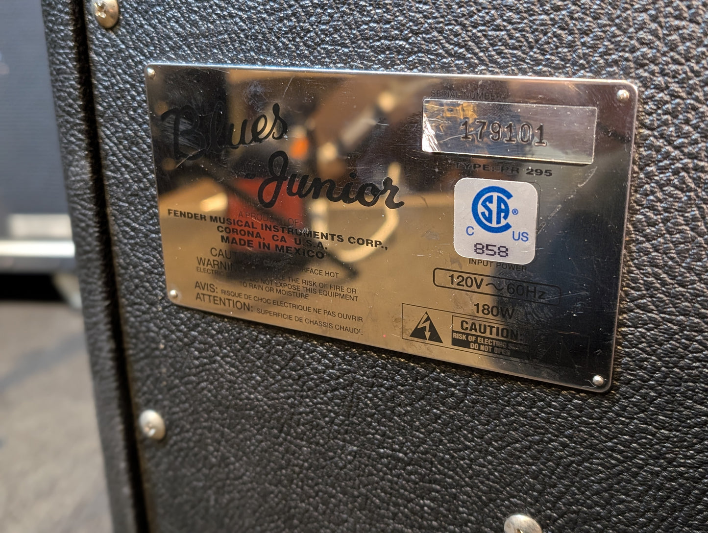 Fender Blues Jr. 1x12" 15w Guitar Combo Amplifier (2003)