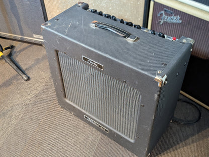 Peavey Delta Blues 210 2x10" 30w Guitar Combo Amplifier - Black Tweed (Used)