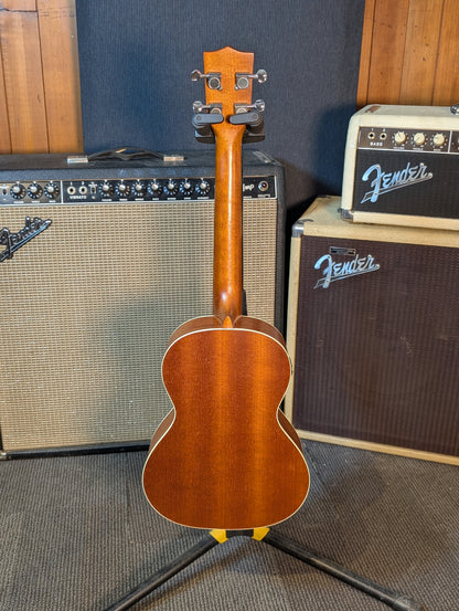 Kala KA-TE Acoustic/Electric Tenor Ukulele w/Gig Bag (Used)
