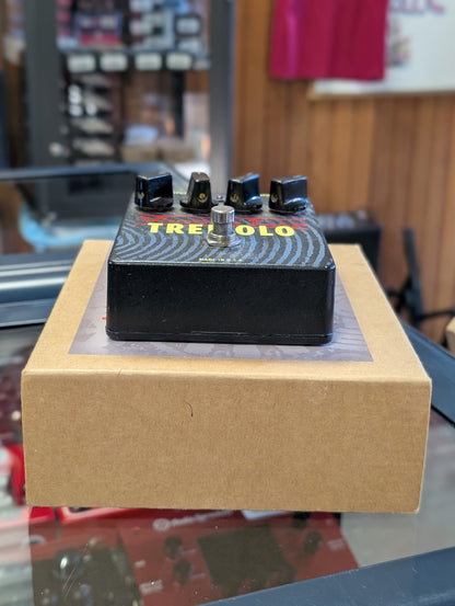Voodoo Lab Tremolo Pedal w/Box (Used)