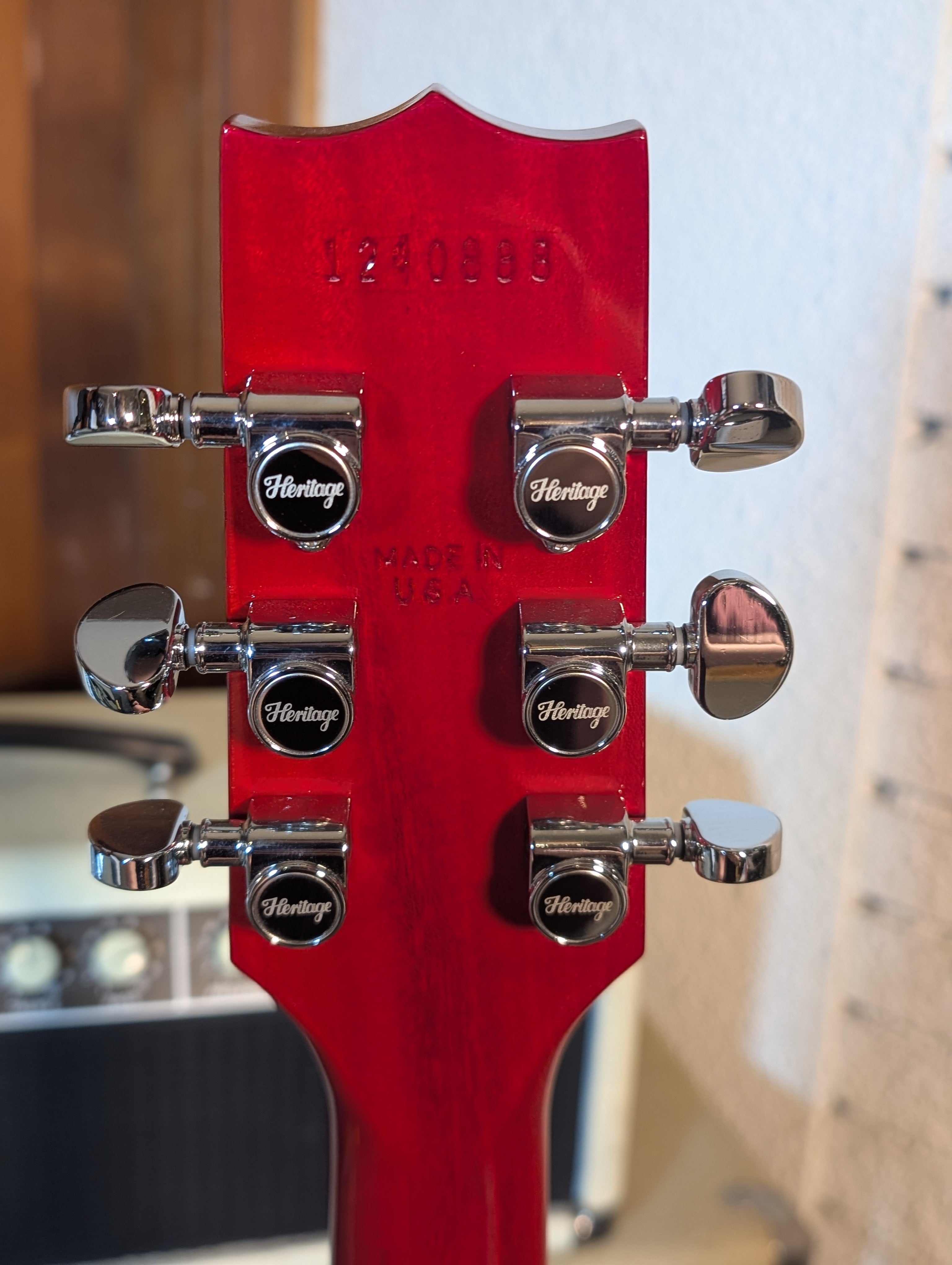 Heritage Standard H-150 Single Cut Electric Guitar w/Case