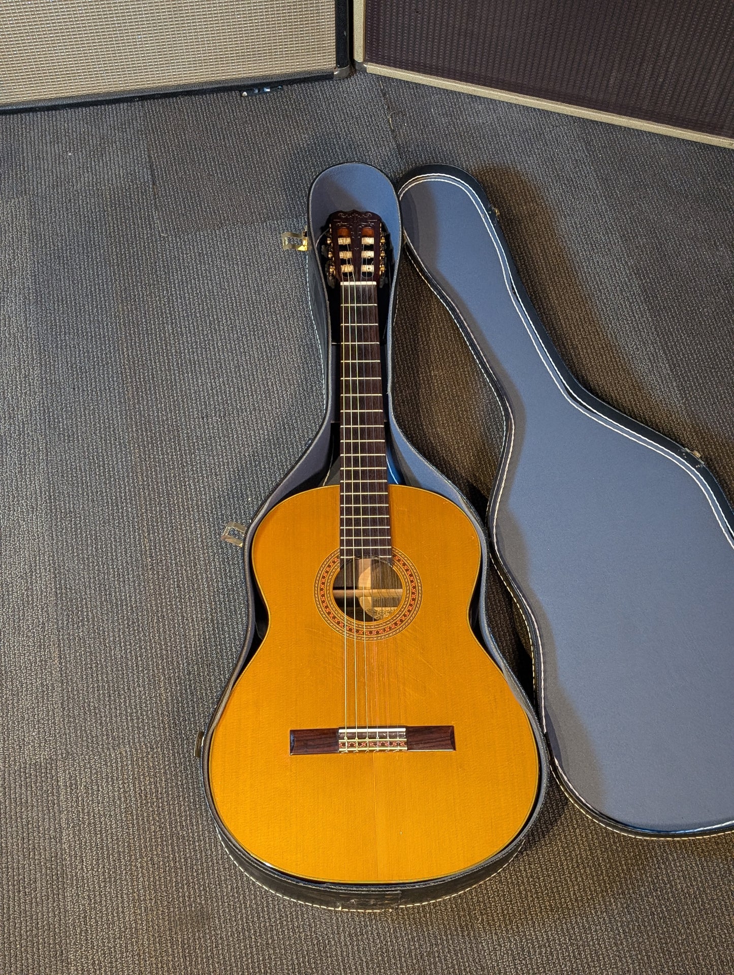 Fender FC-40 Classical Guitar w/Case (1970's)