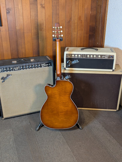 Seagull Performer CW Concert Hall Presys II Acoustic/Electric Guitar w/Gig Bag - Burnt Umber (Used)