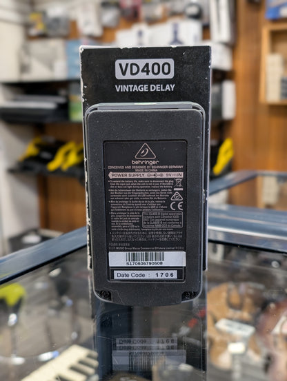 Behringer VD400 Vintage Analog Delay Effects Pedal w/Box (Used)
