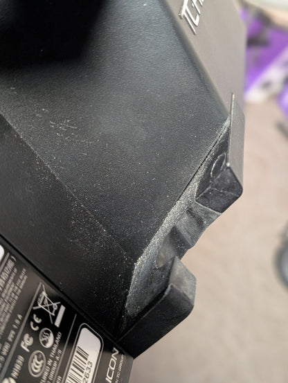 TC Helicon Voicesolo FX150 Personal PA Monitor & Vocal Processor w/Gig Bag (Used)