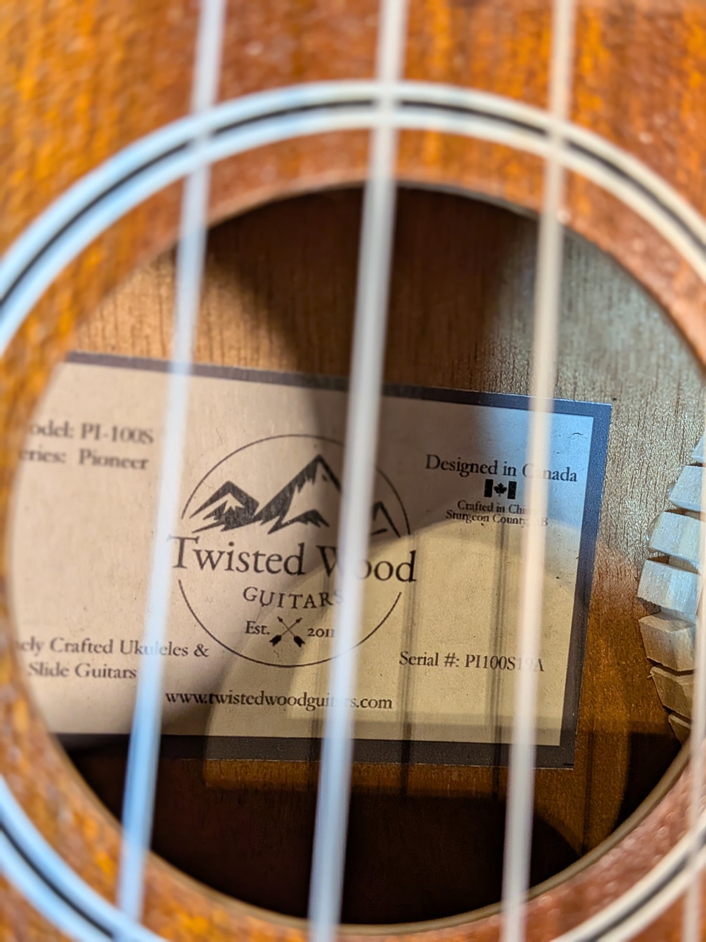 Twisted Wood Pioneer PI-100S Soprano Ukulele w/Case (Used)