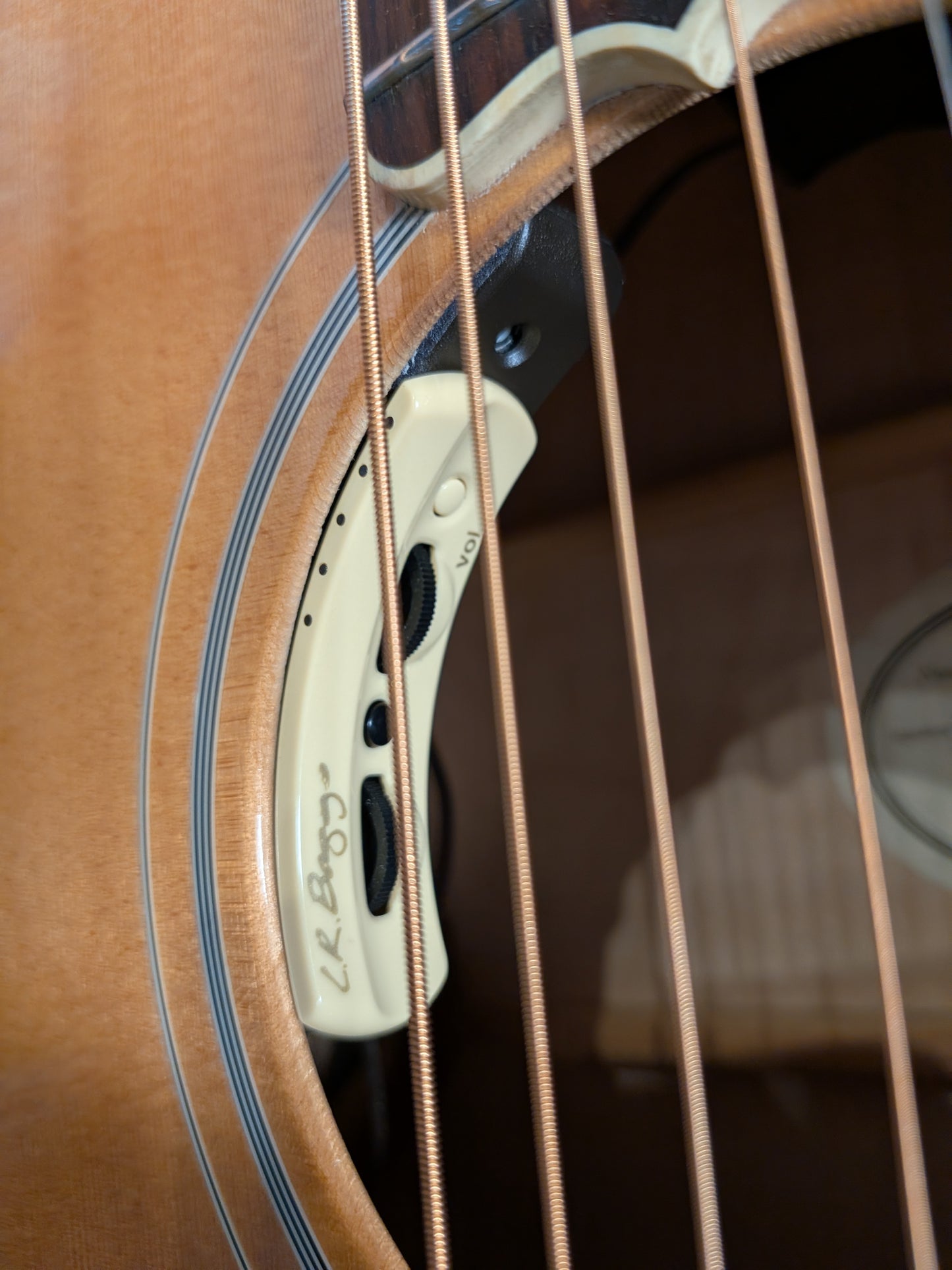 Gibson SJ-200 Standard Acoustic/Electric Guitar w/Case - Antique Natural (2017)
