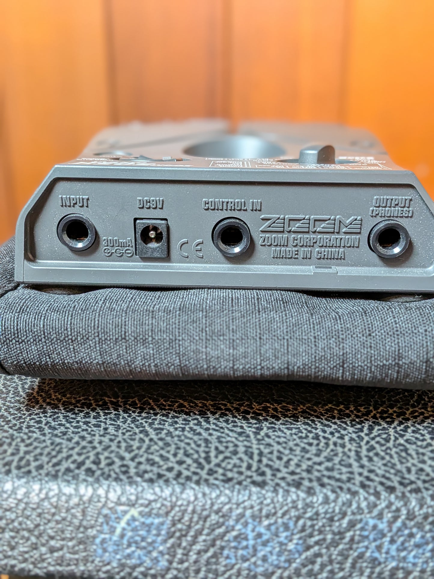 Zoom 505II Guitar Multi Effects Pedal w/Case (Used)