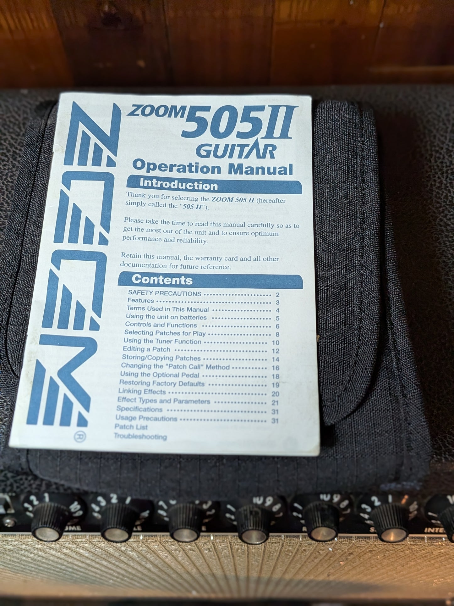 Zoom 505II Guitar Multi Effects Pedal w/Case (Used)