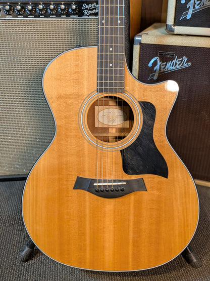 Taylor 314ce Acoustic/Electric Guitar w/Case - Natural (2015)