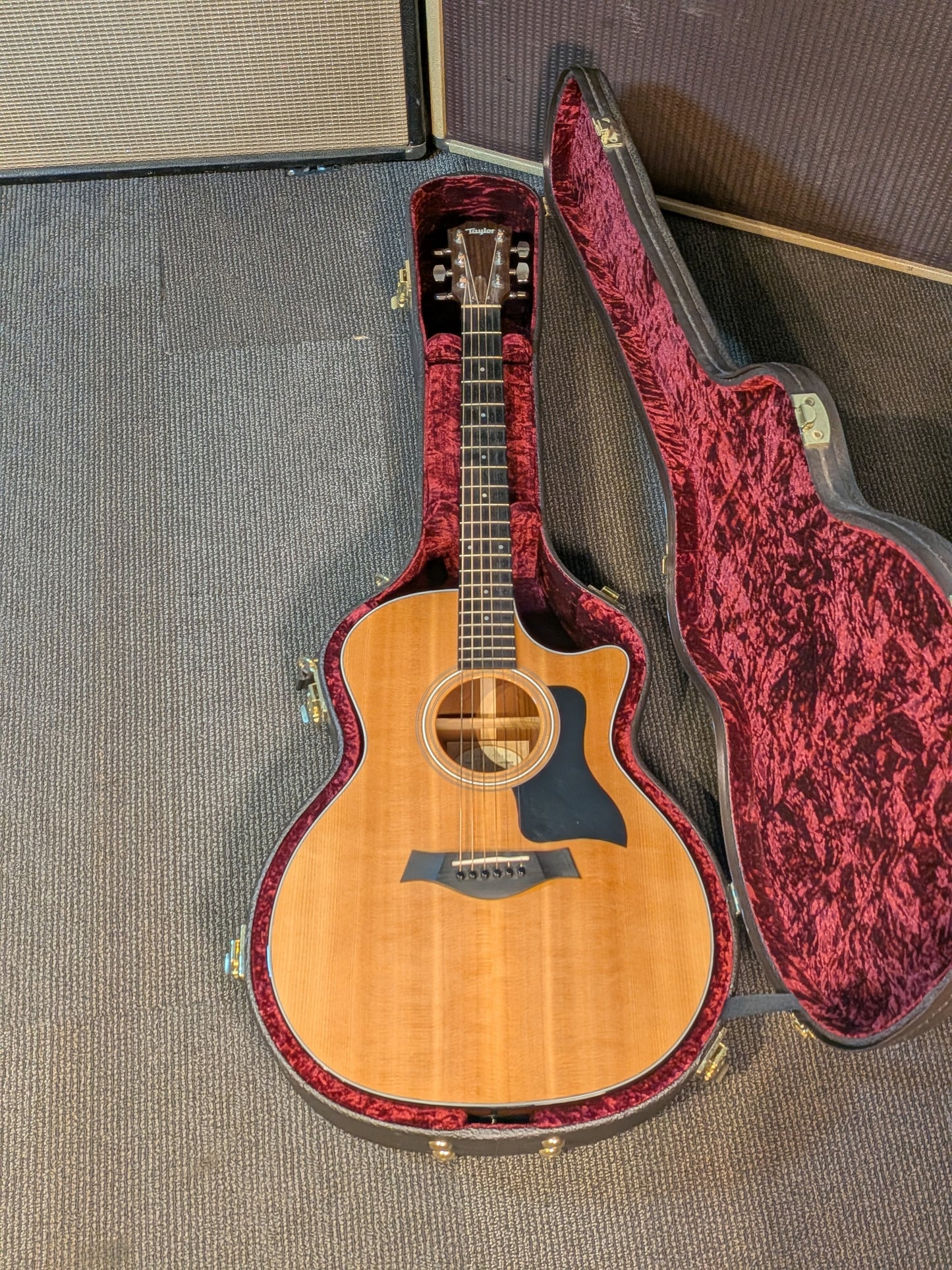 Taylor 314ce Acoustic/Electric Guitar w/Case - Natural (2015)