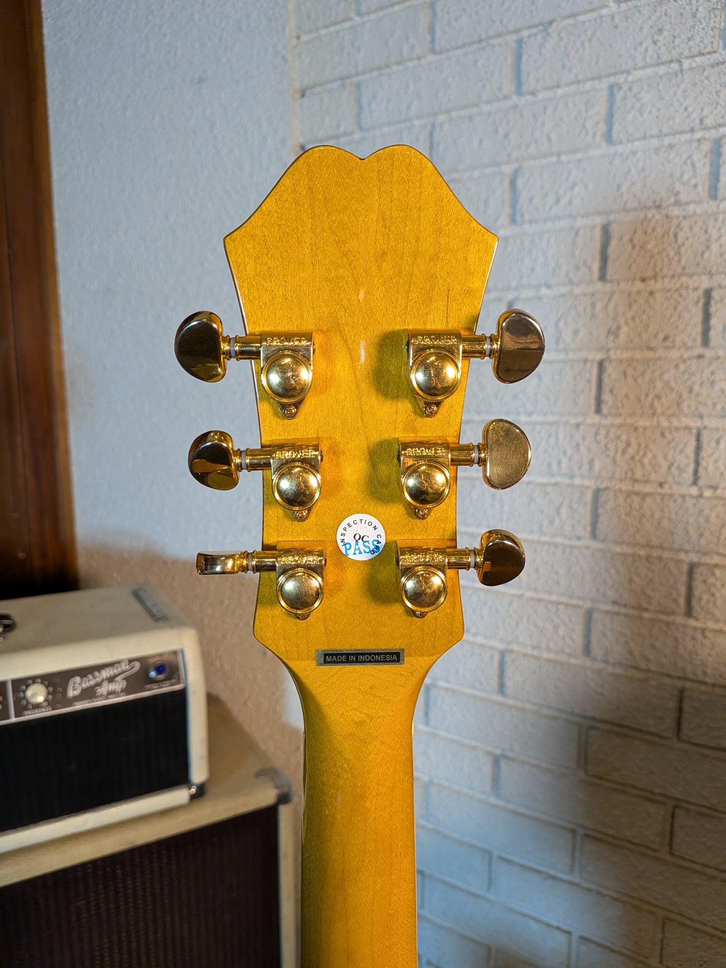 Epiphone J-200EC Studio Acoustic/Electric Guitar w/Case - Vintage Natural (2021)