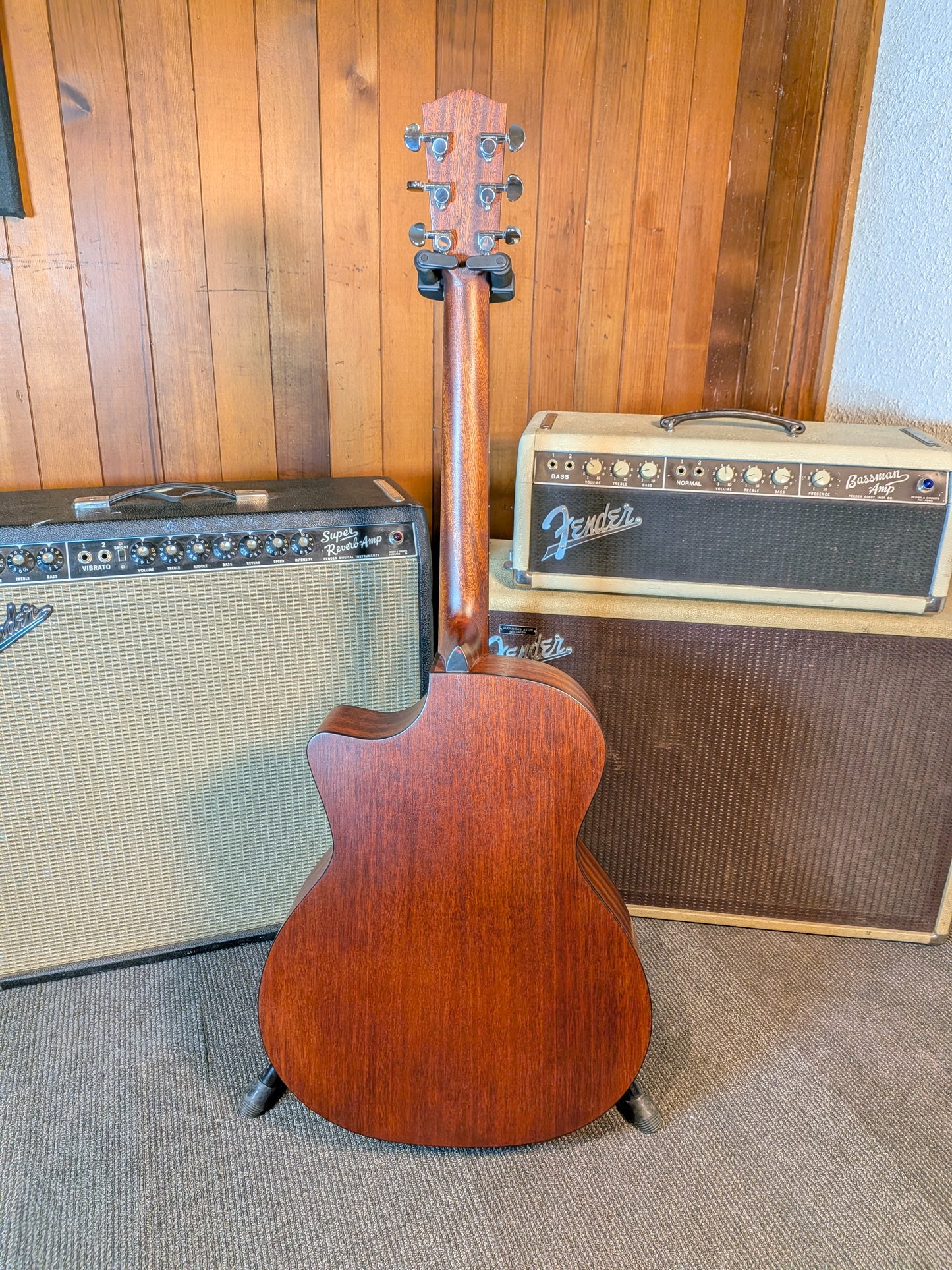 Eastman AC122-2CE Grand Auditorium Acoustic/Electric Guitar w/Gig Bag - Black (B-Stock Serial #M2300710)