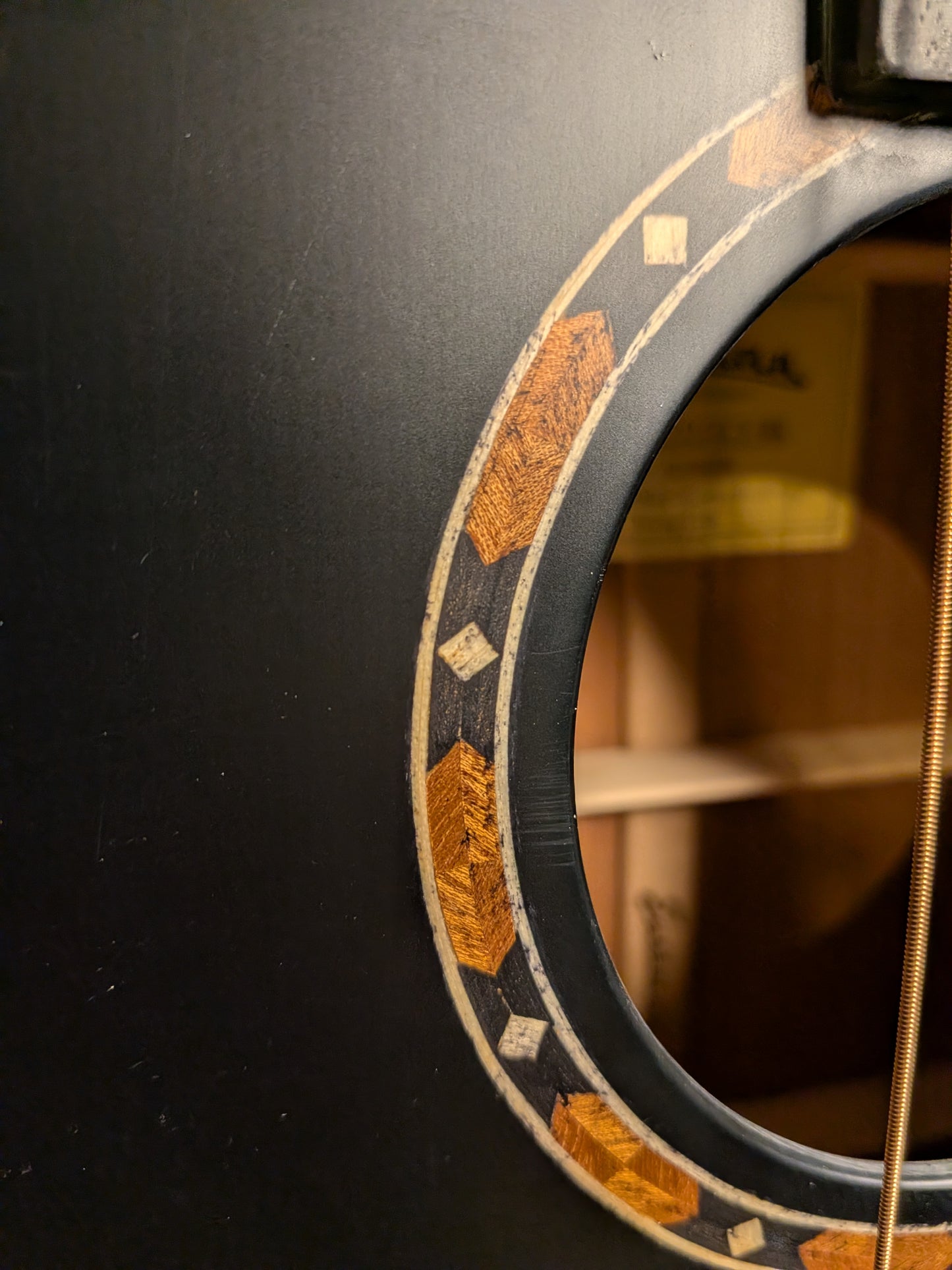 Eastman AC122-2CE Grand Auditorium Acoustic/Electric Guitar w/Gig Bag - Black (B-Stock Serial #M2300710)