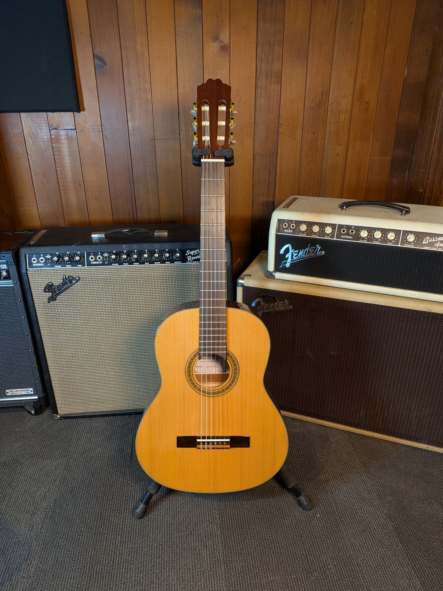 Beaver Creek Solid Top Classical Guitar - Gloss Natural