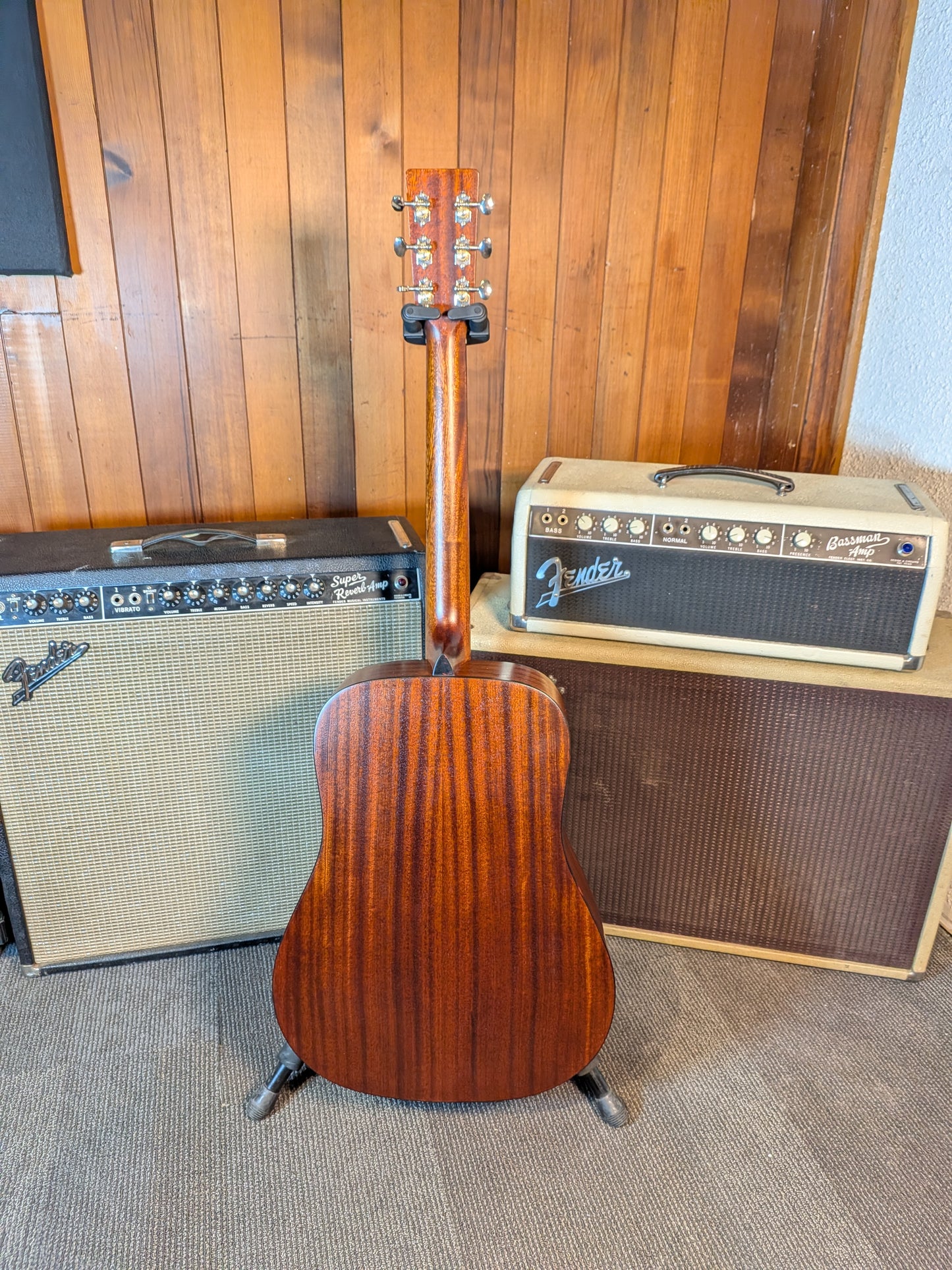 Eastman E1D Dreadnought Acoustic Guitar w/Gig Bag - Natural (B-Stock Serial #M2128396)