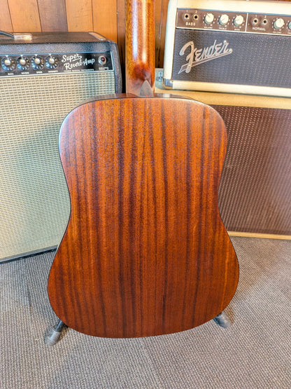 Eastman E1D Dreadnought Acoustic Guitar w/Gig Bag - Natural (B-Stock Serial #M2128396)