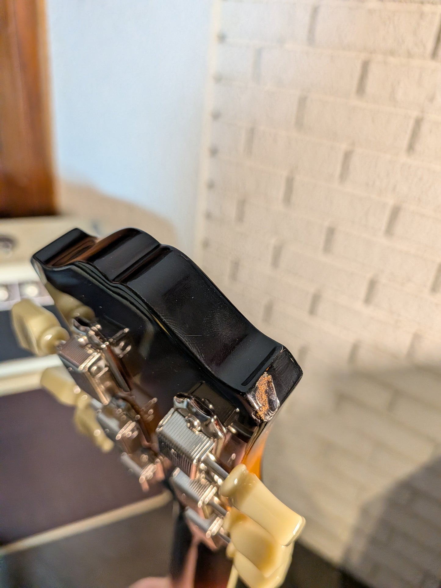 Eastman T386 Thinline Semi-Hollow Body Electric Guitar w/Case - Sunburst (B-Stock Serial #P2402123)