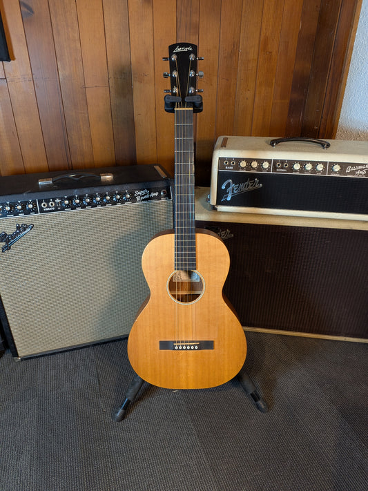 Larrivée O-01 12 Fret Parlor Acoustc Guitar w/Case & Gig Bag (2000)