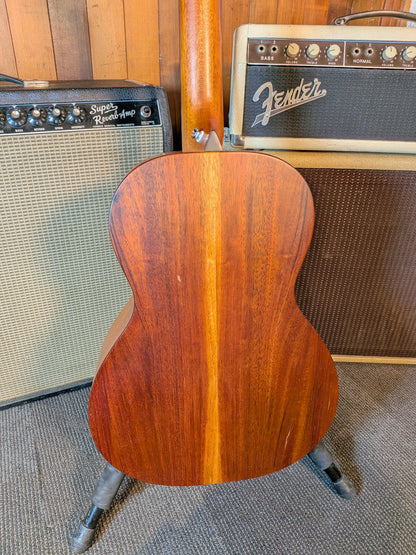 Larrivée O-01 12 Fret Parlor Acoustc Guitar w/Case & Gig Bag (2000)