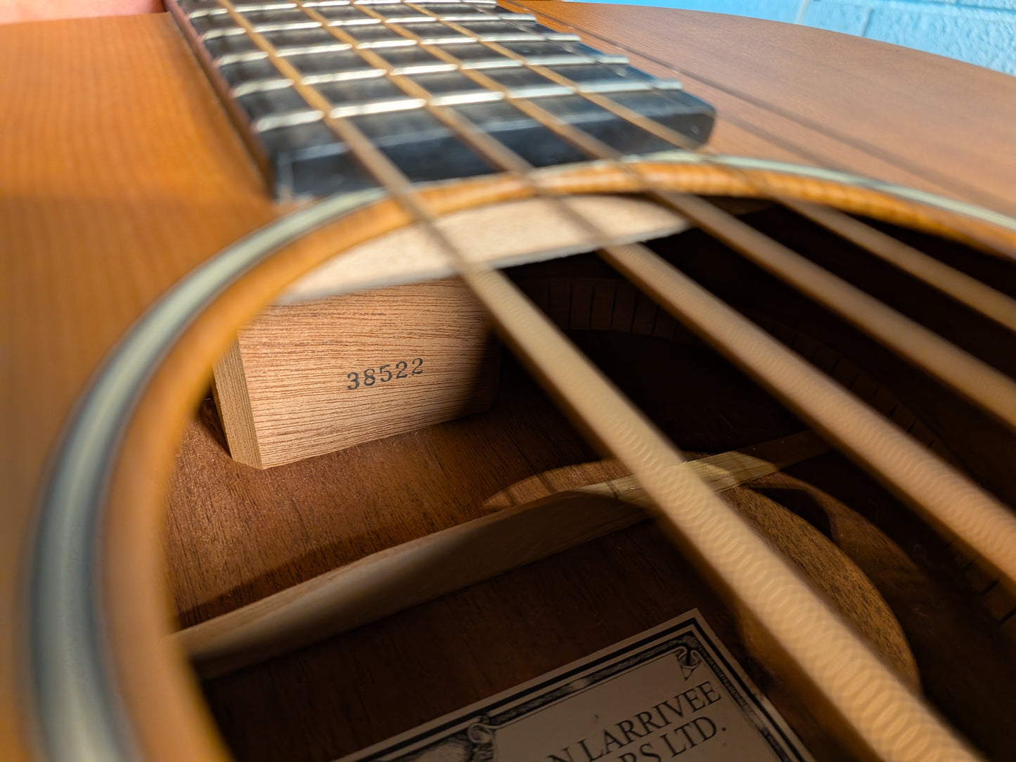 Larrivée O-01 12 Fret Parlor Acoustc Guitar w/Case & Gig Bag (2000)