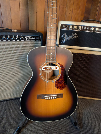 Guild M-240E Troubadour Concert Acoustic/Electric Guitar - Vintage Sunburst (Used)