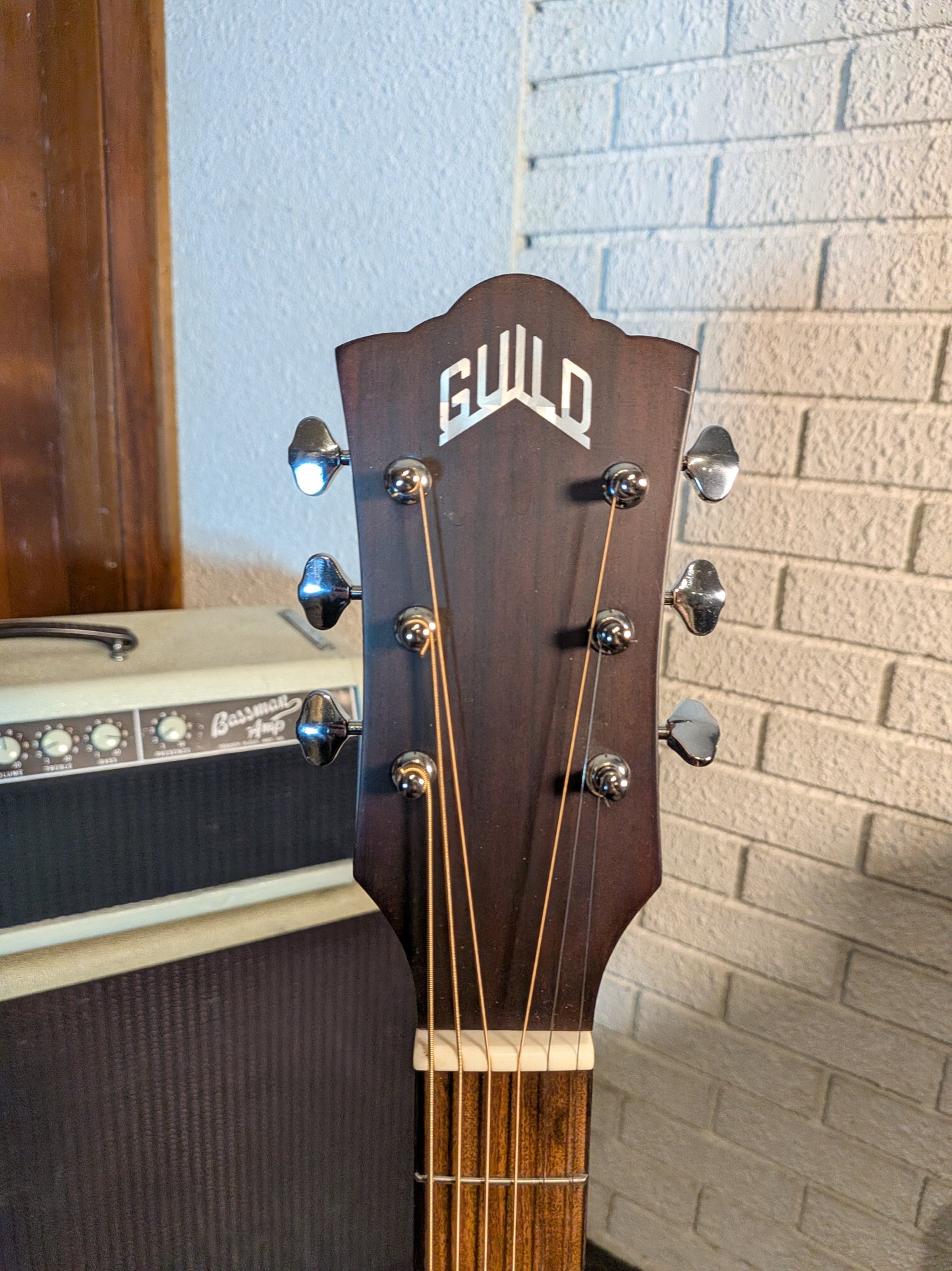 Guild M-240E Troubadour Concert Acoustic/Electric Guitar - Vintage Sunburst (Used)