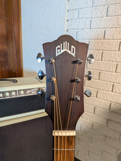 Guild M-240E Troubadour Concert Acoustic/Electric Guitar - Vintage Sunburst (Used)