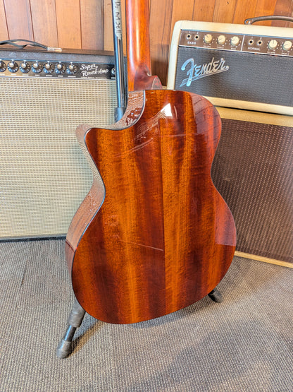 Eastman AC122-1CE Deluxe Acoustic/Electric Guitar w/Gig Bag - Natural (Serial #M2502776)