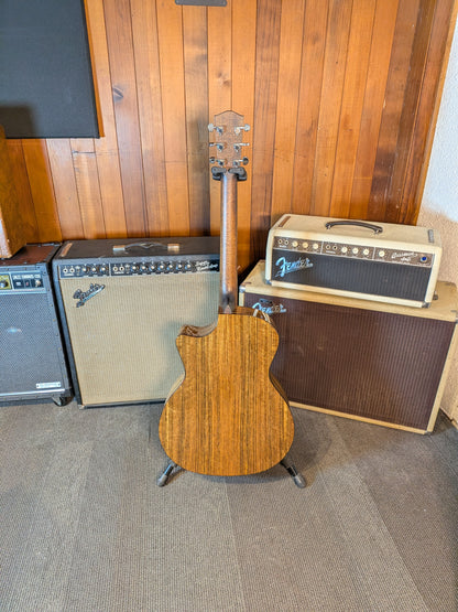 Eastman AC222CE Deluxe Grand Auditorium Acoustic/Electric Guitar w/Gig Bag - Goldburst (Serial #M2522342)