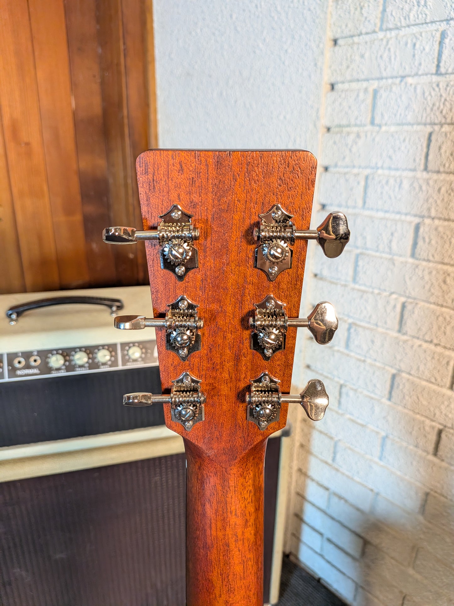 Eastman E1DL Left Handed Dreadnought Acoustic Guitar w/Gig Bag - Natural (Serial #M2529355)