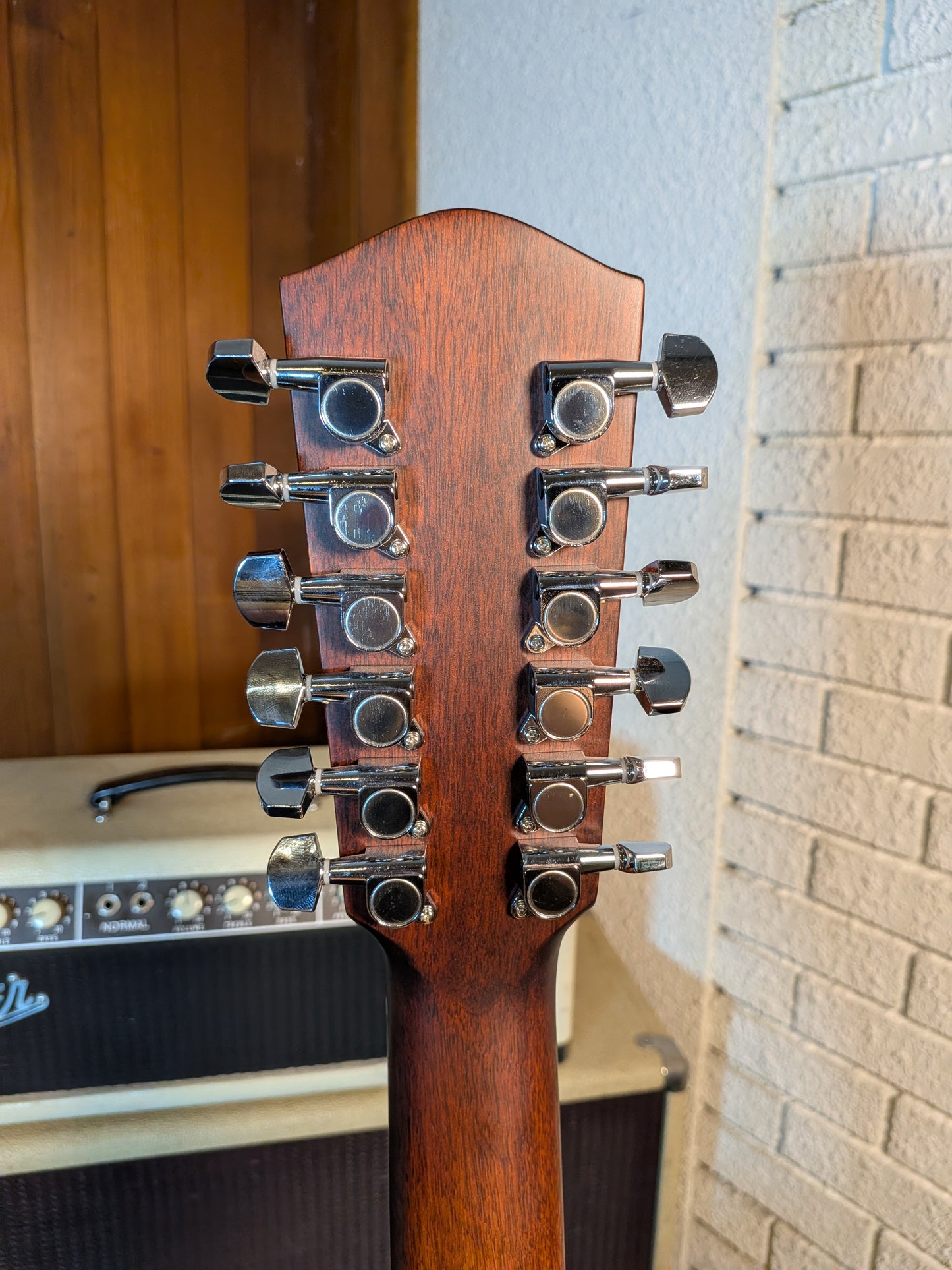 Eastman AC330E 12-String Jumbo Acoustic/Electric Guitar w/Case - Sunburst (Serial #M2524591)