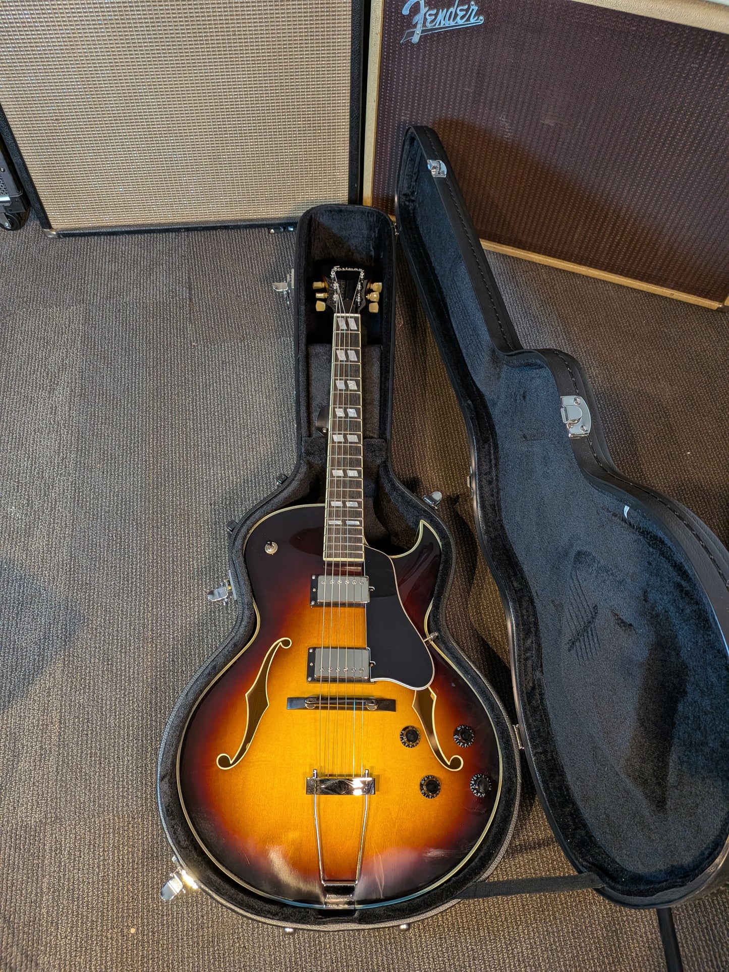 Eastman AR372CE Hollow Body Archtop Electric Guitar w/Case - Sunburst (Serial #L2500571)