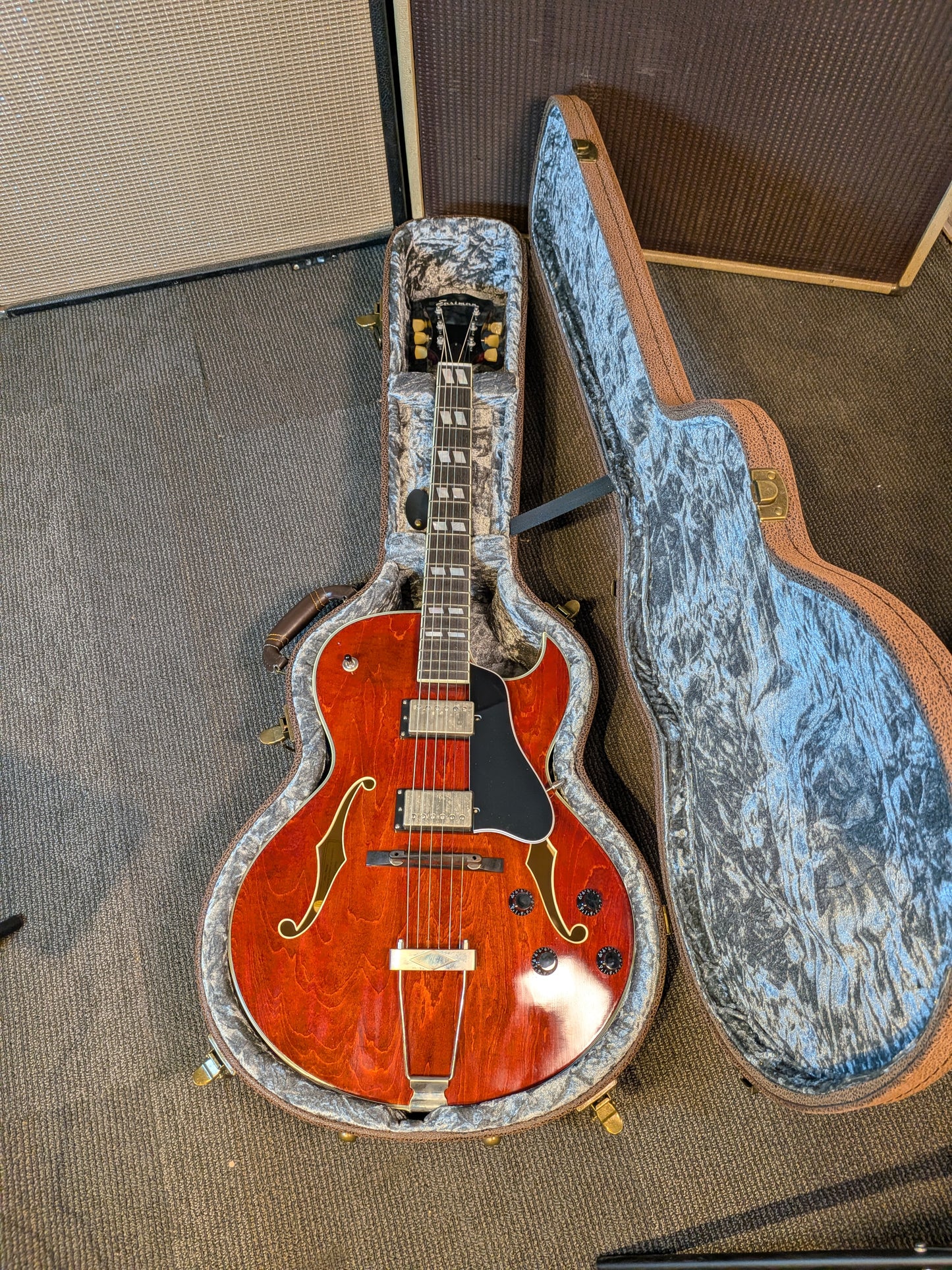 Eastman T49D/TV Hollowbody Archtop Electric Guitar w/Case - Classic Finish (Serial #P2500749)