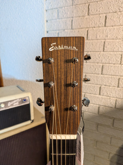 Eastman E20OM Thermo-Cure Acoustic Guitar w/Case - Natural (Serial #M2522893)