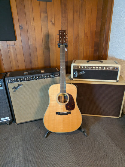 Eastman E20D-TC Dreadnought Acoustic Guitar w/Case - Natural (Serial #M2520101)